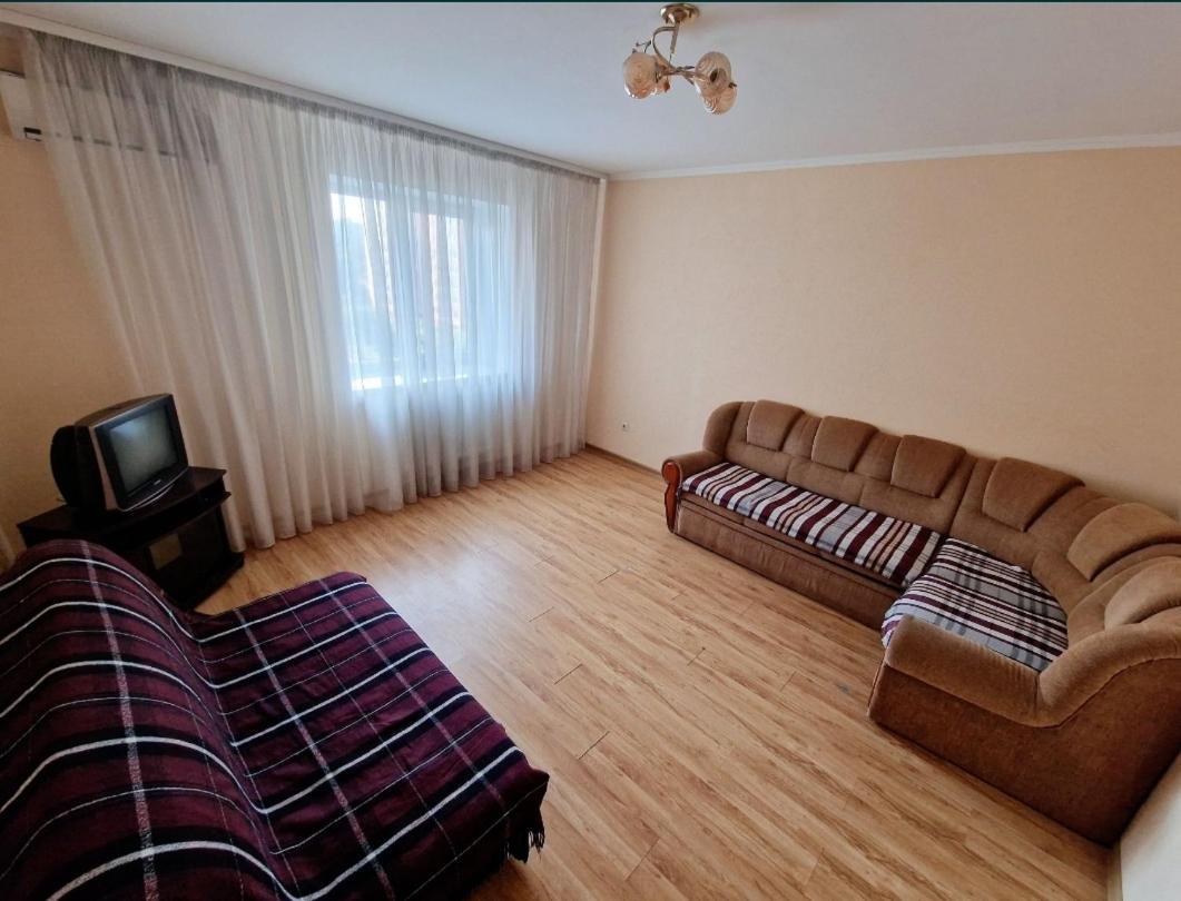 Apartment On Kravchuka, 11B Lutsʼk Εξωτερικό φωτογραφία